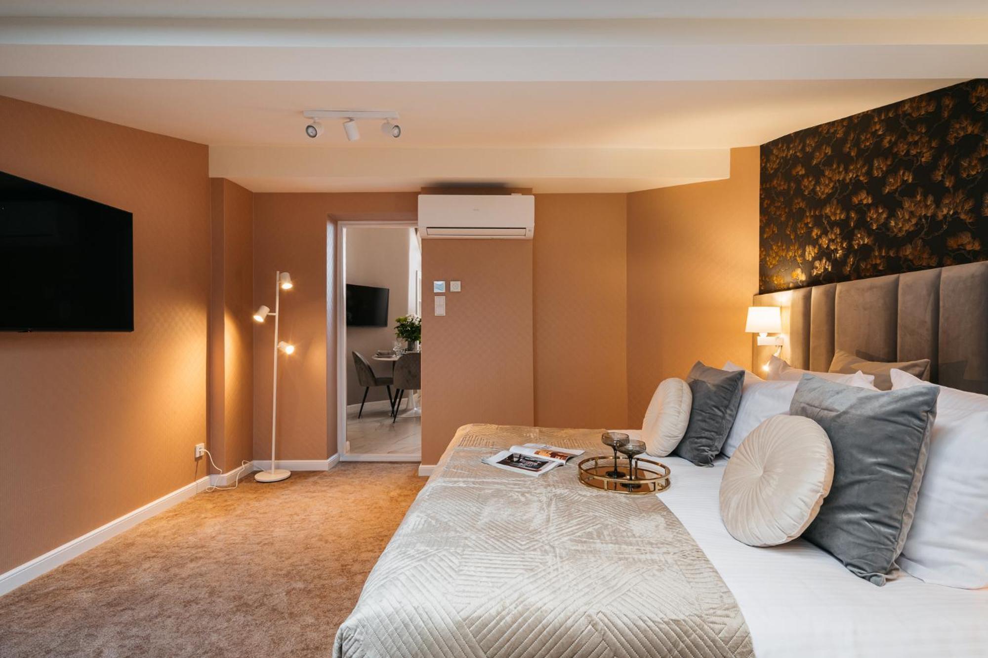 White Lotus - Loftaffair Collection Apartment Красков Екстериор снимка