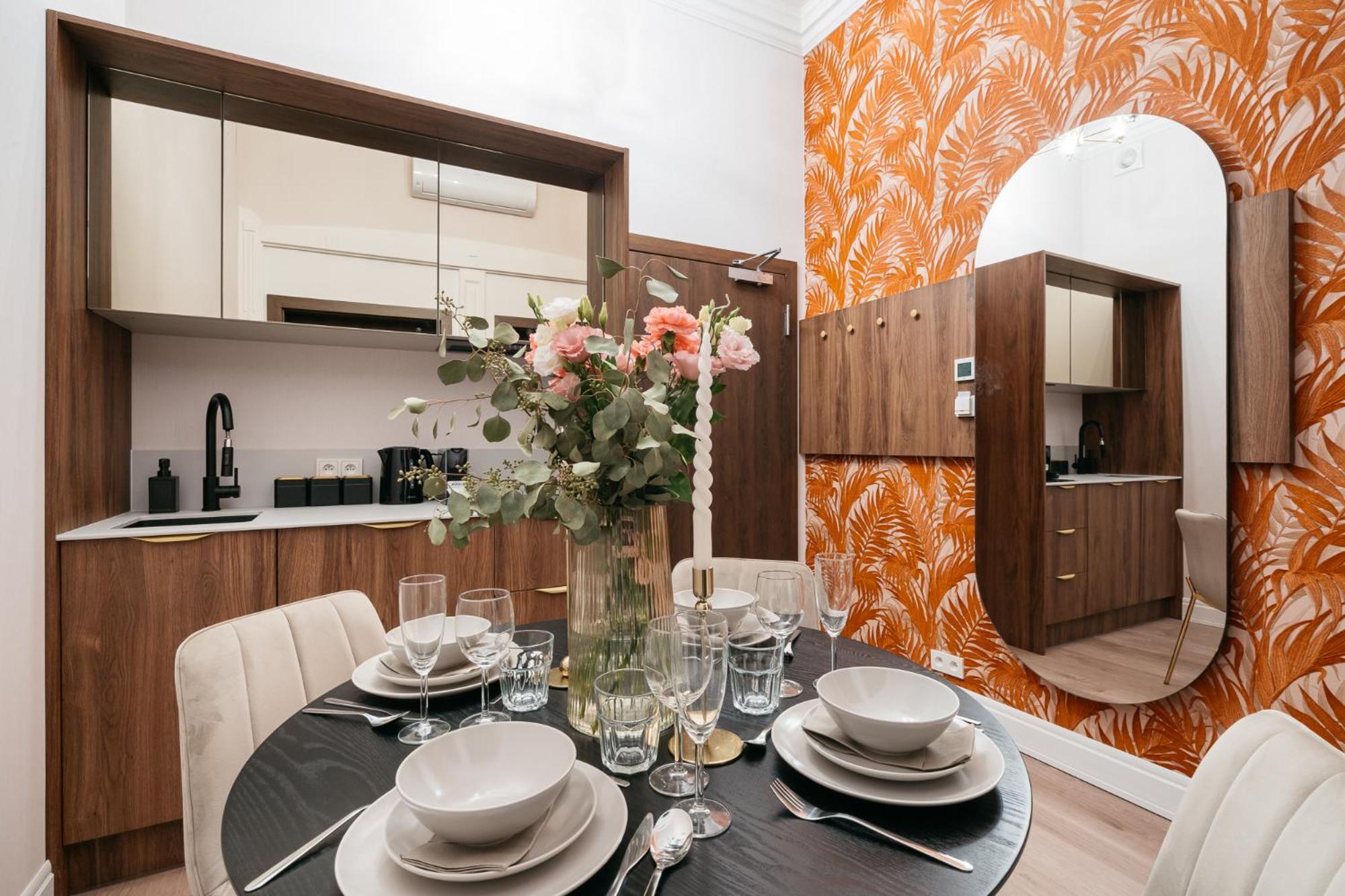 White Lotus - Loftaffair Collection Apartment Красков Екстериор снимка