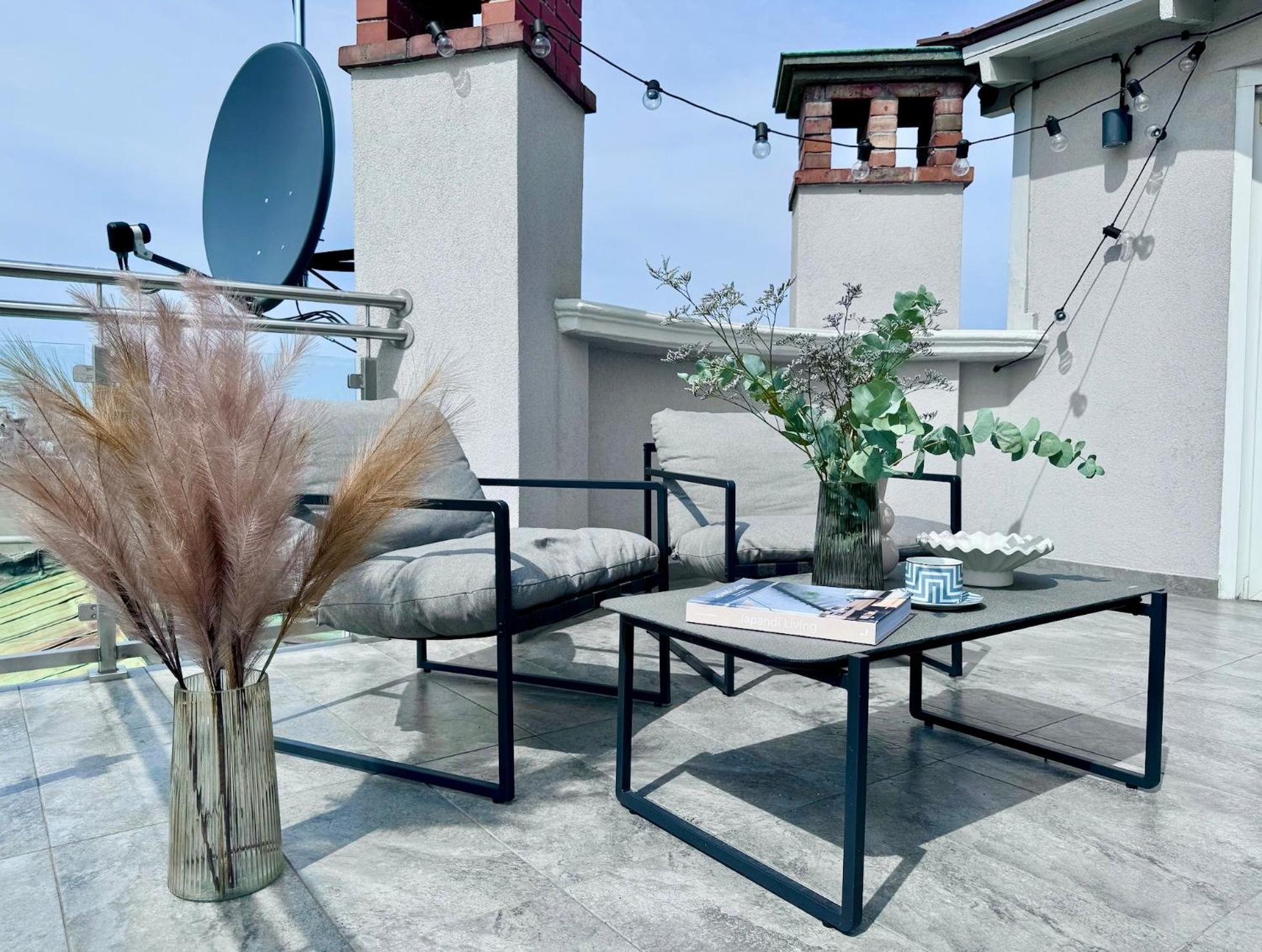 White Lotus - Loftaffair Collection Apartment Красков Екстериор снимка